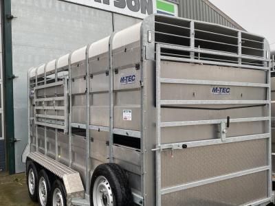 M-Tec 14ft Livestock Trailer with Decks