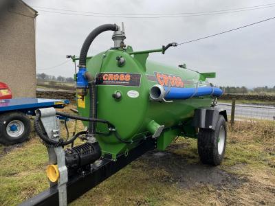 Cross 1150 Gallon Vacum tanker slurry tanker